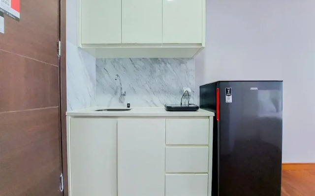 Good And Elegant Studio At Pacific Garden Apartment