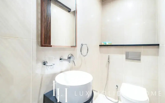LUX  The Bonnington JLT Suite 2