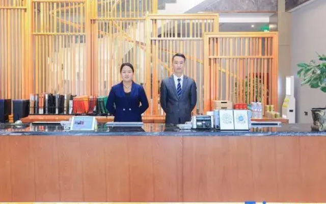 Carpet Of Flowers Hotel