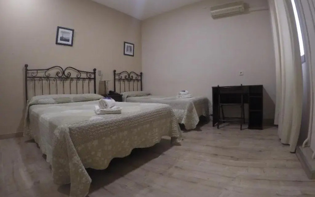 Hostal El Pilar