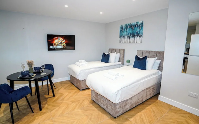 Wisteria F2 - single beds