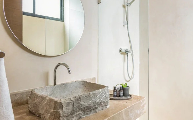 Bh 03 Cherish share a space to relax have fun