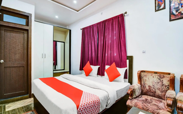 Capital O 38853 S Sumangalam Palace
