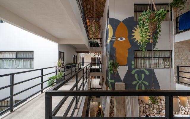 Mayan Monkey Hotel & Hostel Tulum