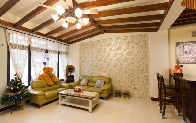 Happiness Homestay