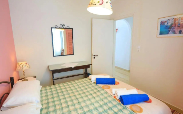 Beach House Varvara