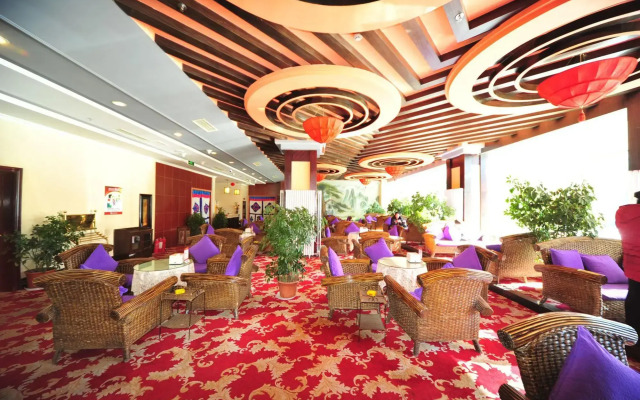 Yalong River Hotel