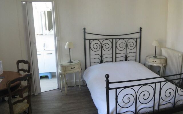 Le Cassini Hôtel-Restaurant