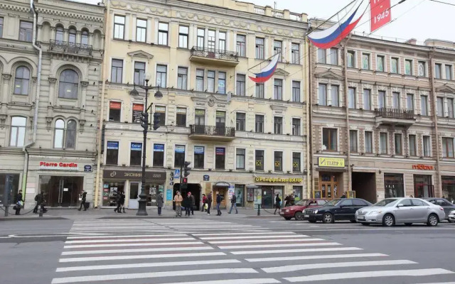 RA Nevsky 102