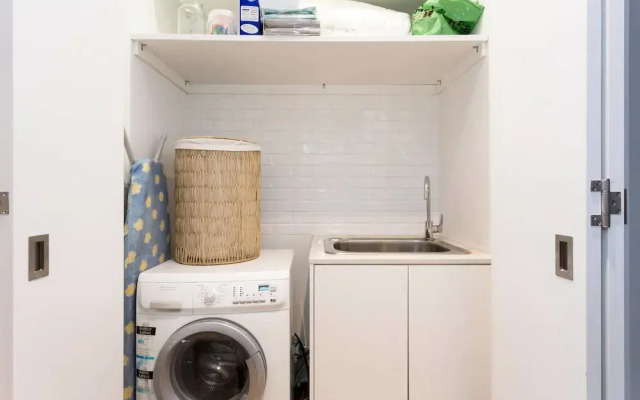 Beachside bliss (669i)