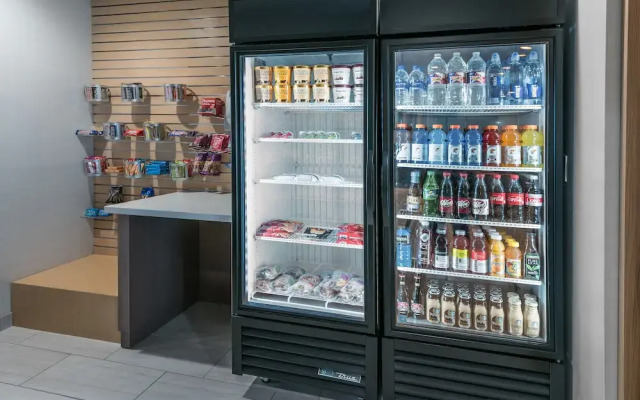 Holiday Inn Express & Suites Bryan