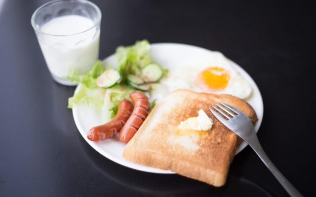 petit-hotel #MELON Furano