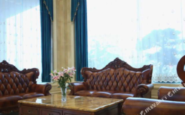 Vienna Hotel (Hanshan Rainbow Bridge)