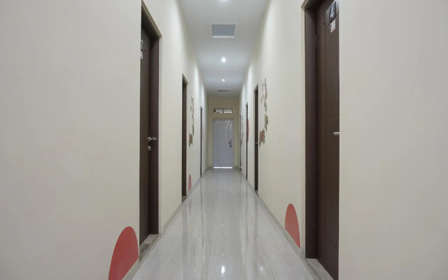 Super OYO 90033 DeHome Family