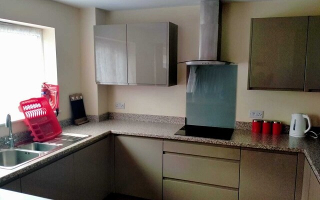 Immaculate 3-bed House in Bristol BS9