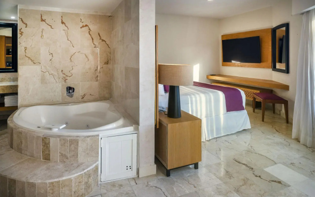 Viva Azteca by Wyndham, A Trademark All Inclusive Resort