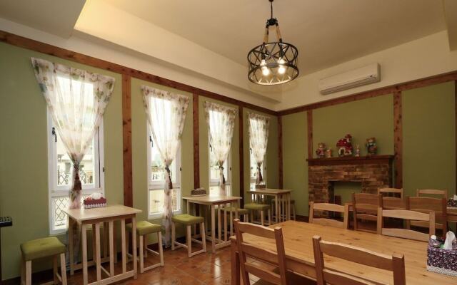 Bear Homestay