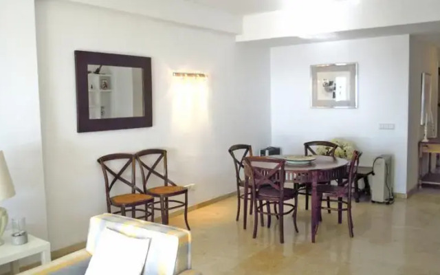 Apartamento Dúplex Guadalmina Baja
