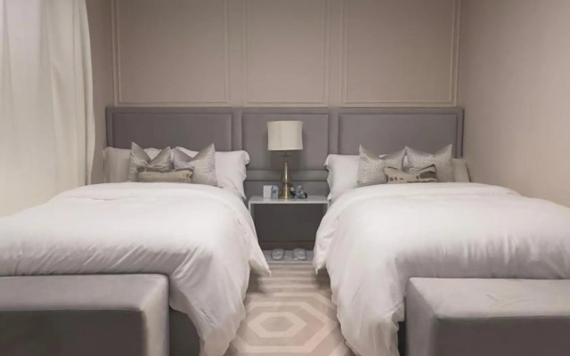 The Key - Luxury Apartment