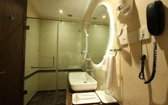 Riverview Hotel