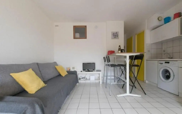 T2 dans une résidence avec piscine