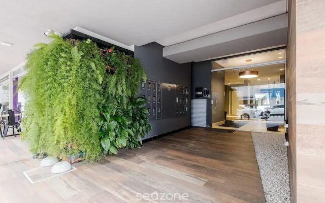 Sophisticated 3BR Apt 200m From Beach Seo0702