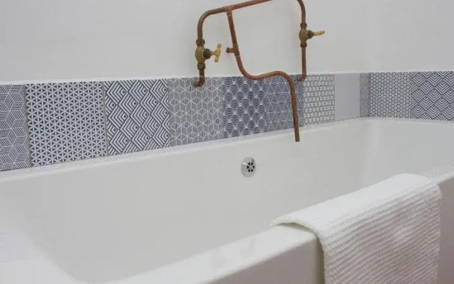 Long Story Guest House