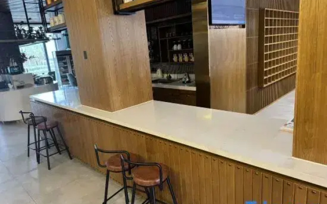 James Joyce Coffetel (Korla Development Zone Petrochemical Avenue)