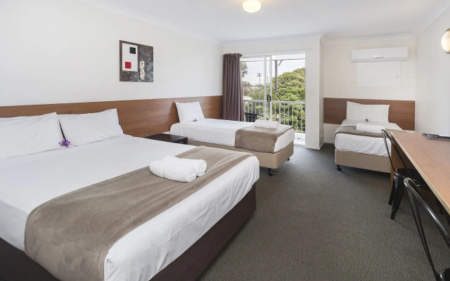 Sunshine Beach Resort