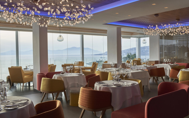 Myconian Korali Relais & Chateaux Hotel