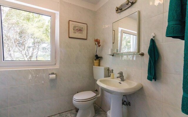 Beautiful Home in Medulin With Wifi and 4 Bedrooms