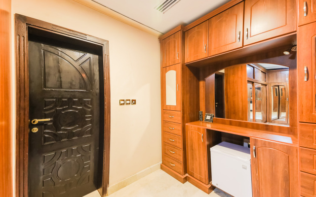 OYO 127 Bait Al Marmar Hotel