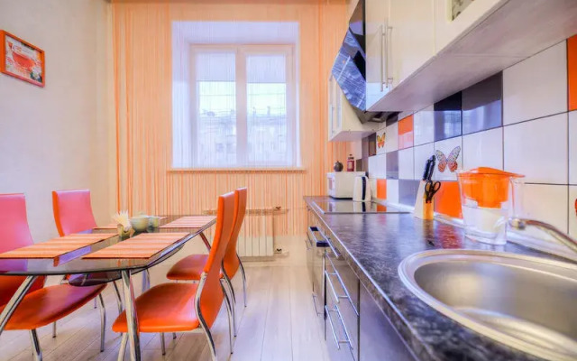 Apartments Five Stars Stylish apartment with European renovation
