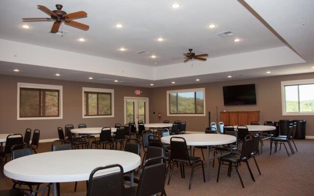 Holiday Shores Resort