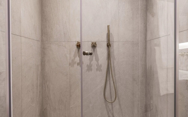 Covent Garden Piazza By Stayo