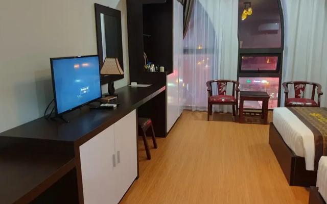 Cat Tuong New Hotel