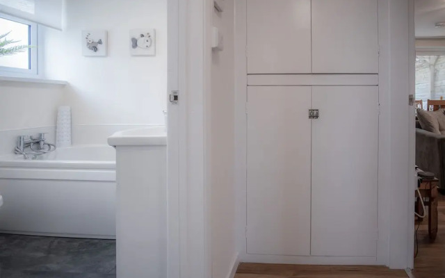 Seawinds - 2 Bedroom - Pentlepoir