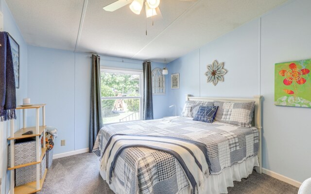 Riverfront Granbury Home w/ Patios & Boat Dock!