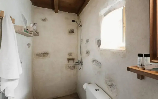 Naxos Alyko Traditional Vacation House Mitatos