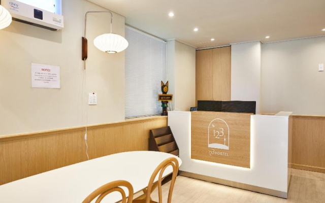 Myeongdong123hostel