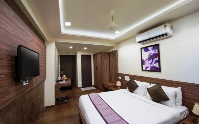 New Leaf Hotel