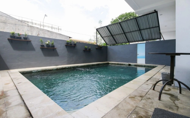 Airy Raya Kuta 78 Bali