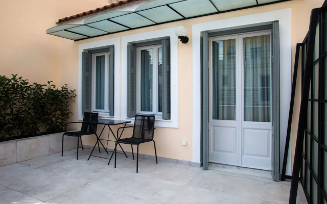 Vol.5 The Mini Lodge