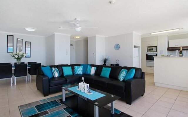 Rainbow Commodore Apartments
