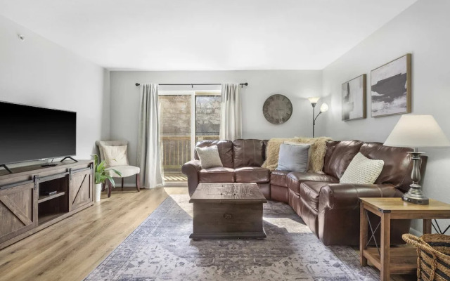 Tranquil Getaway For 8