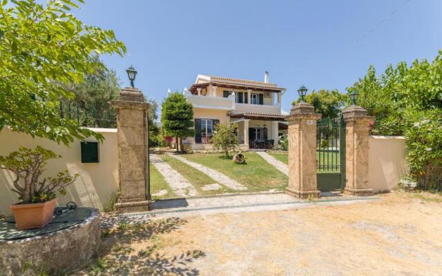 Ionian homm Palm Villa w/ Pool 15ppl in Zante