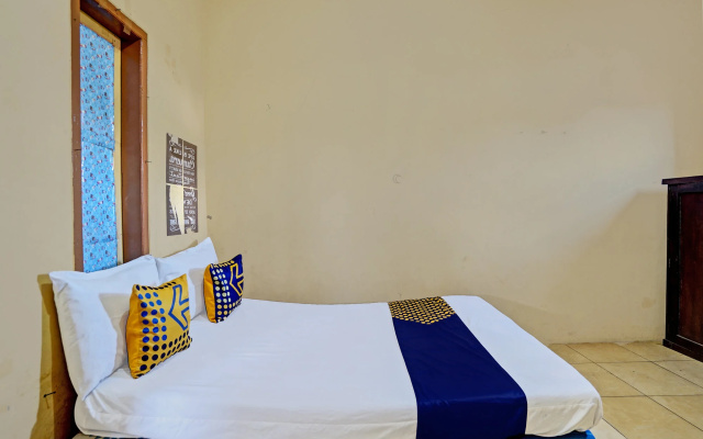 Hotel O Lili Kost SyariahNearKetapang Royal City