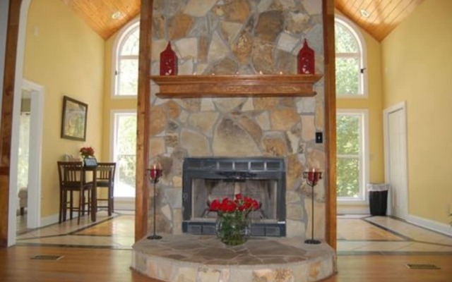 Serenity Pointe Bed and Breakfast