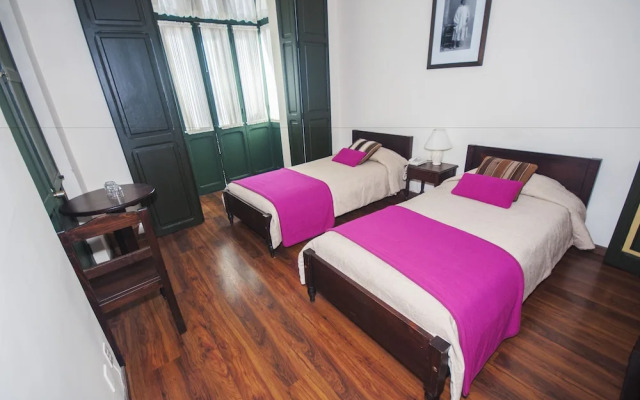 Hostal Naira