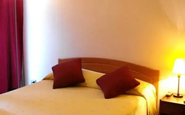 Seven Apart Hotel